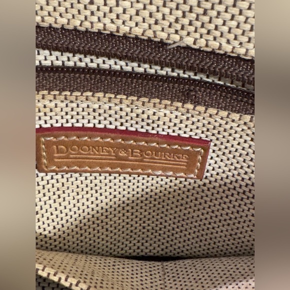 Vintage Dooney & Bourke Berry Pink Crossbody  Satchel Shoulder Arm Bag Purse EUC - Picture 8 of 10